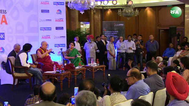 ༧གོང་ས་མཆོག་གིས་ལྡི་ལིར་རྒྱ་གར་གྱི་བང་ཆེན་གསར་ཁང་གི་ལས་བྱེད་རྣམས་ལ་མཇལ་འཕྲད་དང་ལམ་སྟོན་བཀའ་སློབ་གནང་སྐབས། ༢༠༡༧།༥།༢༤ ༧གོང་ས་མཆོག་གིས་ལྡི་ལིར་རྒྱ་གར་གྱི་བང་ཆེན་གསར་ཁང་གི་ལས་བྱེད་རྣམས་ལ་མཇལ་འཕྲད་དང་ལམ་སྟོན་བཀའ་སློབ་གནང་སྐབས། ༢༠༡༧།༥།༢༤