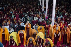 ༧གོང་ས་མཆོག་གི་ལམ་རིམ་གསུངས་ཆོས་ཉིན་མཐའ་མའི་མཛད་འཕྲིན་སྐབས། ༢༠༡༥།༡༢།༢༨