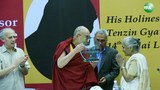ལྡི་ལིར་༧གོང་ས་མཆོག་ལ་སློབ་དཔོན་དམ་པ་སོན་དྷིའི་རྗེས་དྲན་ཆེ་བསྟོད་ཀྱི་རྒྱལ་སྤྱིའི་ཆབ་སྲིད་ཀྱི་གཟེངས་རྟགས་འབུལ་སྐབས། ༢༠༡༧།༤།༢༧
