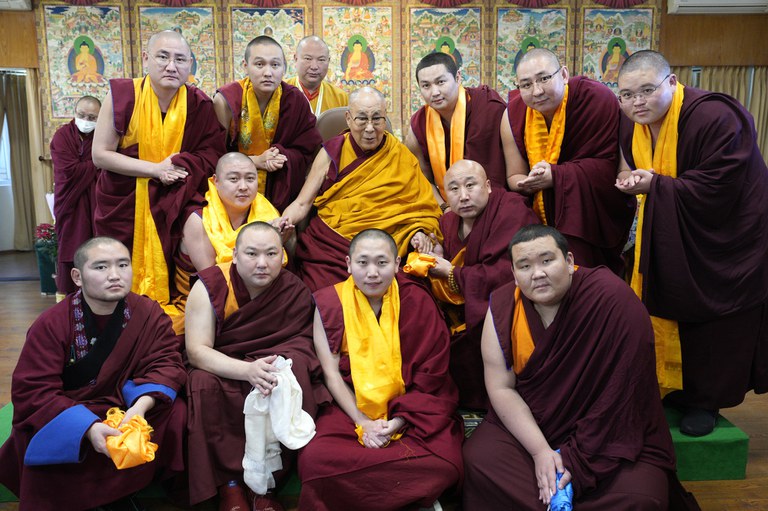 Dalai lama mongolia (2).jpg