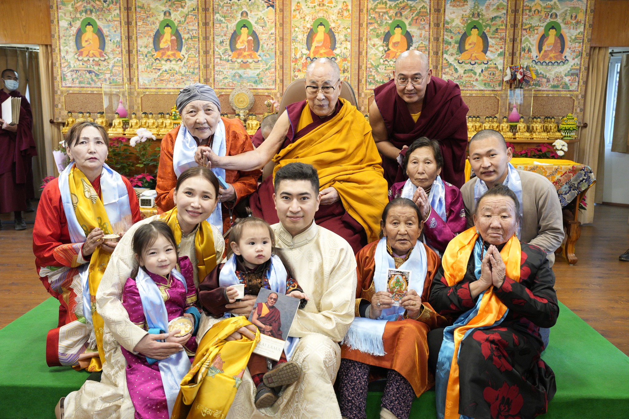 Dalai lama mongolia (3).jpg