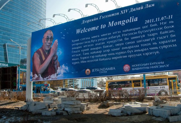 སོག་ཡུལ་དུ་༧གོང་ས་མཆོག་ཆིབས་བསྒྱུར་ལ་གྲ་སྒྲིག་གི་རྣམ་པ། ༢༠༡༡