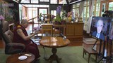 ༧གོང་ས་མཆོག་དང་རྩོམ་པ་པོ་གྲགས་ཅན་པི་ཀུ་ཨ་ཡར་(Pico Iyer)་ལགས། ༢༠༢༠།༦།༡༧
