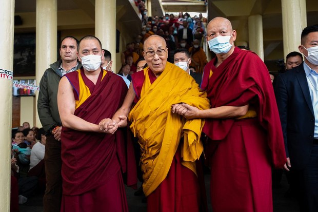 སྤྱི་ནོར་༧གོང་ས་མཆོག་འབྲས་ལྗོངས་དང་རྒྱ་གར་ལྷོ་ཕྱོགས་བཅས་སུ་ཆིབས་བསྒྱུར་གནང་གཏན་འཁེལ་འདུག