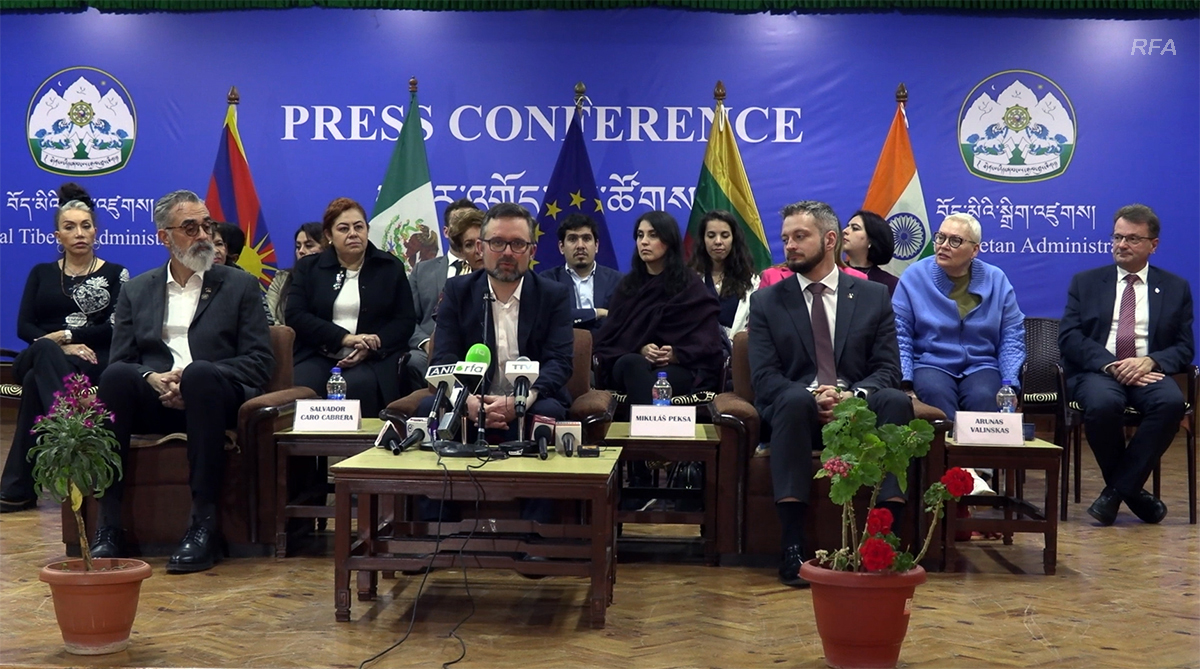 10Marchpress-conference.jpg
