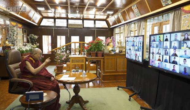 རྒྱ་གར་གྱི་གནའ་བོའི་རིག་གཞུང་བསྐྱར་གསོ་བྱ་རྒྱུ་ནི་ཐུགས་བསྐྱེད་དམ་བཅའ་གཙོ་བོ་ཡིན། ༧གོང་ས་མཆོག་གིས།