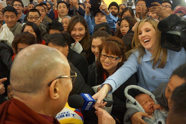 ༧གོང་ས་མཆོག་ཨོ་སི་ཌི་ལི་ཡར་ཞབས་སོར་བདེ་བར་འཁོད་སྐབས། ༢༠༡༥།༦།༤
