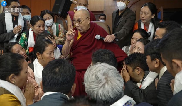 བོད་ཀྱི་ཆོས་དང་རིག་གཞུང་རྒྱ་ནག་གུང་ཁྲན་གྱིས་རྩ་མེད་བཟོ་རྒྱུའི་འབད་བརྩོན་བྱས་ཡོད་ཀྱང་འགྲུབ་མེད་ལ་ནམ་ཡང་འགྲུབ་ཐུབ་ཀྱི་མ་རེད། ༧གོང་ས་མཆོག་གིས།