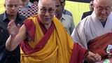 ༧གོང་ས་མཆོག་ཨེ་ཤེ་ཡའི་དད་ལྡན་པ་ཚོར་གསུངས་ཆོས་གནང་བར་ཕེབས་བཞིན་པ། ༢༠༡༥།༩།༧