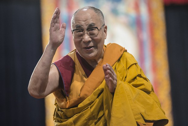༧གོང་ས་མཆོག་ཨ་རིའི་ནང་གི་བོད་མི་ཚོས་བརྟན་བཞུགས་འབུལ་སྐབས། 2015/7/10