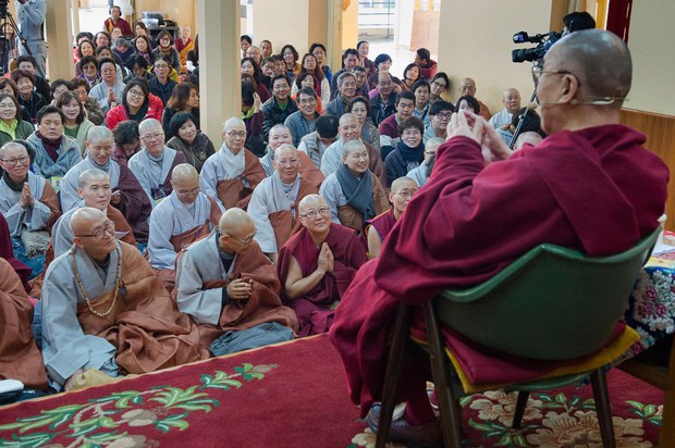 ༧གོང་ས་མཆོག་གིས་ཀོ་རི་ཡའི་དད་ལྡན་ལ་མཇལ་འཕྲད། ༢༠༡༤།༡༡།༡༣