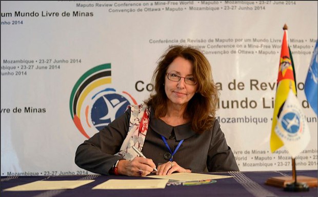 Austria་གཞུང་ཚབ་ཆེན་མོ་ལྕམ་Brigitte Oeppinger Walchshofer་མཆོག