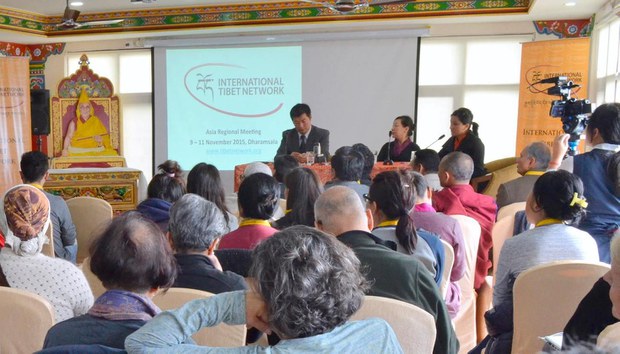 ཕྱི་དྲིལ་བཀའ་བློན་བདེ་སྐྱིད་ཆོས་དབྱངས་མཆོག་རྒྱལ་སྤྱིའི་བོད་དོན་འབྲེལ་མཐུད་ཁང་གི་ཨེ་ཤེ་ཡའི་ས་ཁུལ་གྱི་ཚོགས་ཆེན་སྐབས། ༢༠༡༥།༡༡།༡༡ ཕྱི་དྲིལ་བཀའ་བློན་བདེ་སྐྱིད་ཆོས་དབྱངས་མཆོག་རྒྱལ་སྤྱིའི་བོད་དོན་འབྲེལ་མཐུད་ཁང་གི་ཨེ་ཤེ་ཡའི་ས་ཁུལ་གྱི་ཚོགས་ཆེན་སྐབས། ༢༠༡༥།༡༡།༡༡