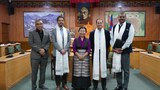བོད་མི་མང་སྤྱི་འཐུས་ལྷན་ཚོགས་ཀྱི་ཚོགས་གཞོན་སྒྲོལ་མ་ཚེ་རིང་ལགས་ནས་རྒྱ་གར་རྒྱལ་ས་ལྡི་ལིར་རྟེན་གཞི་བྱས་པའི་ཨ་རིའི་གཞུང་ཚབ་ཀྱི་སྐུ་ཚབ་ཚོགས་ཆུང་དང་ལྷན་ད་ལྟའི་བོད་ནང་གི་ཛ་དྲག་གནས་སྟངས་སྐོར་བཀའ་བསྡུར་ལྷུགས་པོ་གནང་ཡོད་པ།