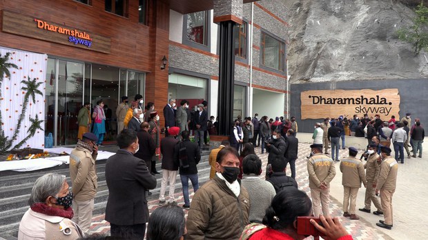 རྡ་ཤོད་ནས་བཞུགས་སྒར་གཙུག་ལག་ཁང་གི་ཉེ་འཁྲིས་བར་གནམ་ཐག་འགྲུལ་ལམ་ལེགས་འགྲུབ་དབུ་འབྱེད་གནང་འདུག རྡ་ཤོད་ནས་བཞུགས་སྒར་གཙུག་ལག་ཁང་གི་ཉེ་འཁྲིས་བར་གནམ་ཐག་འགྲུལ་ལམ་ལེགས་འགྲུབ་དབུ་འབྱེད་གནང་འདུག