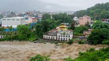 ཇོ་མོ་གླང་མའི་རི་གཤམ་དུ་འཁྱགས་རོམ་བཞུས་ནས་ཆུ་ལོག་བརྒྱབ་པ།