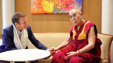 ཧྥ་རན་སིའི་སྲིད་འཛིན་(Emmanuel Macron)མཆོག་དེ་སྔ་འོས་བསྡུའི་སྐབས་༧གོང་ས་མཆོག་དང་མཇལ་སྐབས། ༢༠༡༧