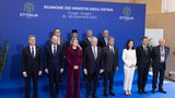 དཔལ་འབྱོར་ཡར་ཐོན་ཅན་གྱི་རྒྱལ་ཁབ་ ༧ ཐུན་མོང་གིས་བོད་དང་ཤིན་ཅང་སོགས་ཀྱི་འགྲོ་བ་མིའི་ཐོབ་ཐང་གི་གནས་སྟངས་ཐད་སེམས་འཚབ་ཡོད་པ་ནན་བརྗོད་གནང་འདུག