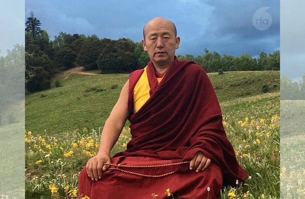 ལི་ཐང་ནས་ཡིན་པ་དགེ་བཤེས་ཕན་བདེ་རྒྱལ་མཚན་ལགས་རྒྱ་ནག་གིས་འཛིན་བཟུང་དང་འབྲེལ་བཙོན་ཁང་དུ་འདས་གྲོངས་སུ་ཕྱིན་ཡོད་འདུག