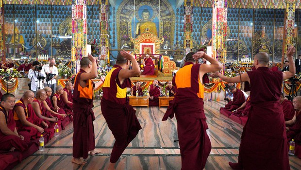 སློབ་གཉེར་ཐོན་པ་ཚོས་གཞུང་ཆེན་སློབ་ཁྲིད་བྱ་དགོས་པའི་ལམ་སྟོན། སློབ་གཉེར་ཐོན་པ་ཚོས་གཞུང་ཆེན་སློབ་ཁྲིད་བྱ་དགོས་པའི་ལམ་སྟོན།