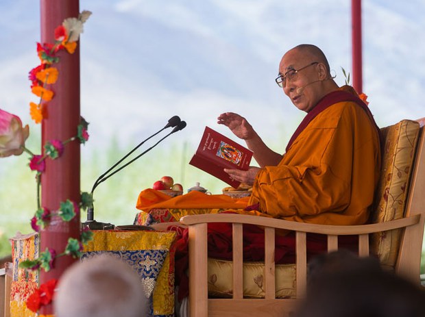 སྤྱོད་འཇུག་ཆེན་མོའི་ཆོས་འབྲེལ་མཇུག་བསྒྲིལ་བ། སྤྱོད་འཇུག་ཆེན་མོའི་ཆོས་འབྲེལ་མཇུག་བསྒྲིལ་བ།