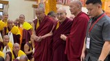 སྤྱི་ནོར་༸གོང་ས་༸སྐྱབས་མགོན་ཆེན་པོ་མཆོག་དཔལ་ལྡན་སྨད་རྒྱུད་གྲྭ་ཚང་ནས་རྒྱ་གར་གྱི་རྒྱལ་ས་ལྡི་ལིར་ཆིབས་ཞལ་བསྒྱུར་གནང་མཛད་པ།