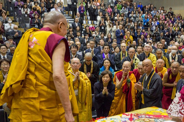 བོད་རིགས་དང་རྒྱ་རིགས་ལ་མཇལ་ཁ་གནང་བ། བོད་རིགས་དང་རྒྱ་རིགས་ལ་མཇལ་ཁ་གནང་བ།