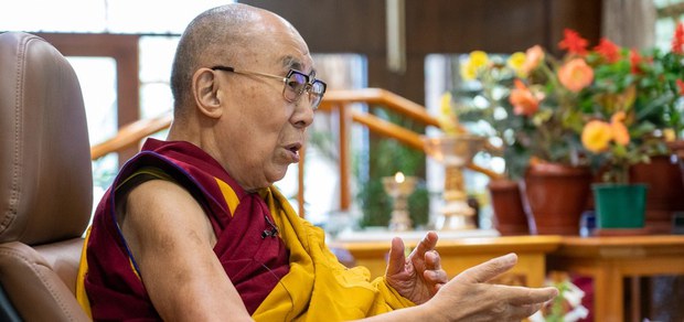 ༧གོང་ས་མཆོག་གིས་ནད་ཡམས་སྔོན་འགོག་གི་ཆེད་ནད་པ་ཚོས་སྨན་པ་དང་སྨན་ཞབས་པ་ཚོའི་ལམ་སྟོན་ལག་ལེན་དུ་བཀལ་རོགས་ཞེས་བཀའ་གནང་བ། ༧གོང་ས་མཆོག་གིས་ནད་ཡམས་སྔོན་འགོག་གི་ཆེད་ནད་པ་ཚོས་སྨན་པ་དང་སྨན་ཞབས་པ་ཚོའི་ལམ་སྟོན་ལག་ལེན་དུ་བཀལ་རོགས་ཞེས་བཀའ་གནང་བ།