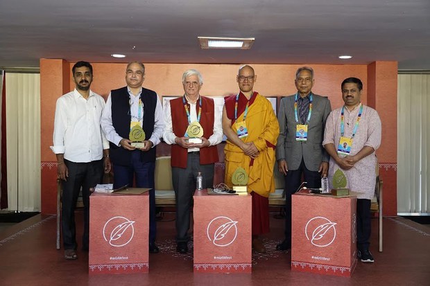 བོད་ཀྱི་གནད་དོན་ནི་རྒྱ་གར་གྱི་སྲིད་ཇུས་དང་འབྲེལ་བའི་གནད་དོན་གལ་ཆེན་ཞིག་ཡིན་པར་ངོས་འཛིན་ཐུབ་དགོས་ཞེས། རྒྱལ་སྤྱིའི་ནང་པའི་ལྷན་ཚོགས་ཀྱི་དྲུང་ཆེ་བྱང་ཆུབ་ཆོས་ལྡན་ལགས་ནས་ཧི་མ་ལ་ཡའི་ས་ཁམས་ཆབ་སྲིད་ཀྱི་བགྲོ་གླེང་ཐོག་གསུངས།
