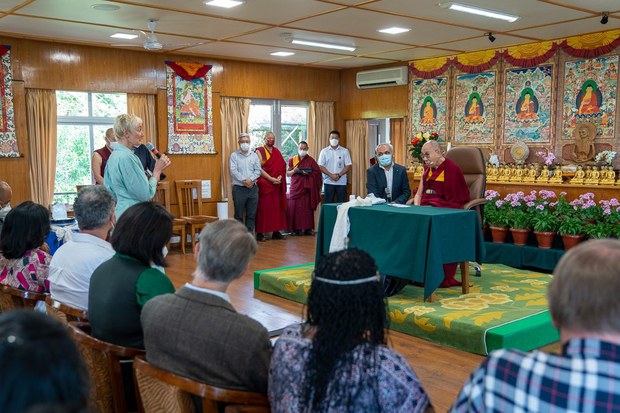 ༧གོང་ས་མཆོག་གིས་འབྱུང་འགྱུར་འཐུང་ཆུ་དཀོན་པོ་ཆགས་རྒྱུ་ཡིན་པས། ང་ཚོ་ལ་གཙང་པོ་ཆེ་ཁག་སྲུང་སྐྱོབ་ཀྱི་འགན་འཁྲི་ཡོད་པ་བཀའ་སློབ་བསྩལ་བ། ༧གོང་ས་མཆོག་གིས་འབྱུང་འགྱུར་འཐུང་ཆུ་དཀོན་པོ་ཆགས་རྒྱུ་ཡིན་པས། ང་ཚོ་ལ་གཙང་པོ་ཆེ་ཁག་སྲུང་སྐྱོབ་ཀྱི་འགན་འཁྲི་ཡོད་པ་བཀའ་སློབ་བསྩལ་བ།