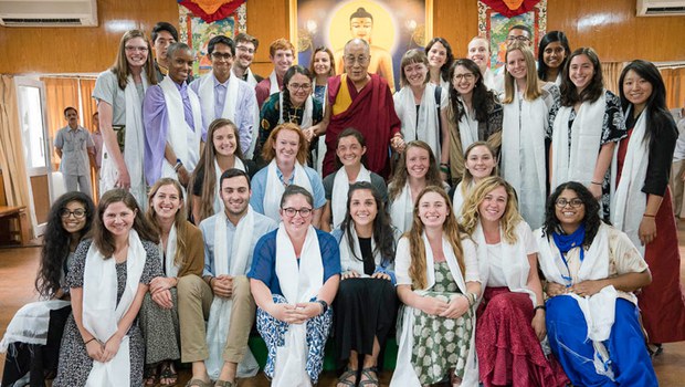 ༧གོང་ས་མཆོག་ནས་ཨེ་མོ་རིའི་སློབ་ཕྲུག་ཁག་ཅིག་ལ་མཇལ་ཁ་དང་བཀའ་སློབ། ༧གོང་ས་མཆོག་ནས་ཨེ་མོ་རིའི་སློབ་ཕྲུག་ཁག་ཅིག་ལ་མཇལ་ཁ་དང་བཀའ་སློབ།