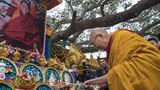 ༧གོང་ས་མཆོག་མཁན་ཆེན་འཇིགས་མེད་ཕུན་ཚོགས་རིན་པོ་ཆེའི་འདས་མཆོད་སྨོན་ལམ་ཐོག་ཞབས་སོར་དབུ་ཞུགས་མཛད་པ།