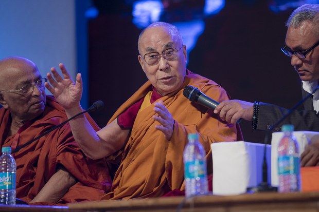 ༧གོང་ས་མཆོག་ནས་མ་དྷ་ཡ་པརཱ་དེཤ་མངའ་སྡེའི་གྲོས་ཚོགས་སུ་བཀའ་སློབ་བསྩལ་རྒྱུ།