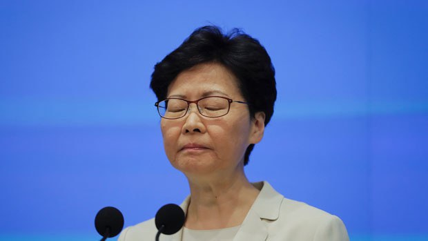 ཧོང་ཀོང་གི་སྤྱི་ཁྱབ་པ་ལྕམ་(Carrie Lam)ལགས་གསར་འགོད་ལྷན་ཚོགས་སྐབས། 2019/6/18 ཧོང་ཀོང་གི་སྤྱི་ཁྱབ་པ་ལྕམ་(Carrie Lam)ལགས་གསར་འགོད་ལྷན་ཚོགས་སྐབས། 2019/6/18