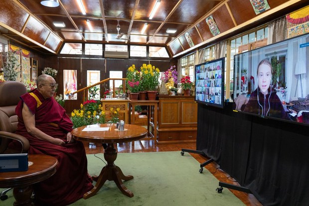 ༧གོང་ས་མཆོག་ཏོག་དབྱིབས་རིམས་ནད་སྐབས་འཛམ་གླིང་གི་དབུ་ཁྲིད་མཛད་འཕྲིན་མང་ཤོས་སྐྱོང་གནང་མཛད་མཁན་ཞིག་ཆགས་ཀྱི་ཡོད་པ།