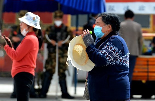 ཨ་མི་རི་ཀས་མུ་མཐུད་དུ་རྒྱལ་སྤྱིའི་ཆོས་དད་རང་དབང་སྲུང་སྐྱོབ་དང་གོང་སྤེལ་གཏོང་རྒྱུ་ཡིན་ཟེར།
