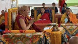 ༧སྐུ་བཅར་རྣམ་རྒྱལ་གྲྭ་ཚང་གི་མཁན་ཟུར་བྱ་དོ་རིན་པོ་ཆེ་མཆོག་གིས་སོག་ཡུལ་གྱི་རྒྱལ་ས་ཨུ་ལན་བྷ་དྷར་ནང་དཔལ་དུས་ཀྱི་འཁོར་ལོའི་དབང་ཆེན་གྱི་ཆོ་ག་སྒྲུབ་བཞིན་པ།