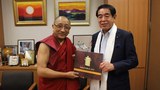 ཆོས་རིག་བཀའ་བློན་མཆོག་གིས་ཉི་ཧོང་གྲོས་ཚོགས་བོད་དོན་རྒྱབ་སྐྱོར་ཚོགས་པའི་ཚོགས་གཙོ་སྐུ་ཞབས་(Shimomura Hakubun)་མཆོག་དང་མཇལ་འཕྲད་སྐབས། ༢༠༡༩།༧།༥