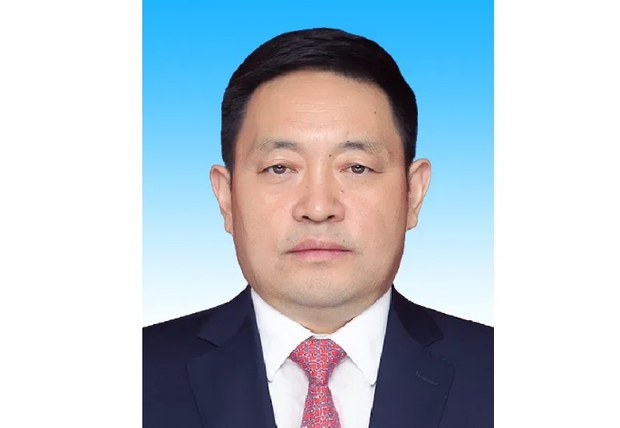 ཀརྨ་ཚེ་བརྟན་ལ་གོ་གནས་སྤྲད་པ་ཙམ་ལས་སྲིད་དབང་ཐག་གཅོད་ཀྱི་དབང་ཆ་གང་ཡང་མེད་པ། ཉམས་ཞིབ་པས་འགྲེལ་བརྗོད་གནང་གི་འདུག
