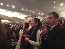 ཀརྨ་པ་ཨྱོན་འཕྲིན་ལས་རྡོ་རྗེ་མཆོག་གིས་ནེའུ་ཡོག་ནས་བོད་མི་ཚོར་བཀའ་སློབ་གནང་སྐབས། ༢༠༡༨།༡།༢༨