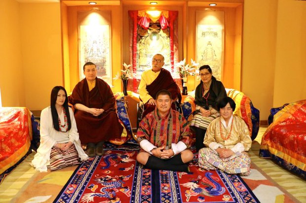 ཀརྨ་པ་མཐའ་ཡས་རྡོ་རྗེ་མཆོག་གི་སྐུ་འཁོར།