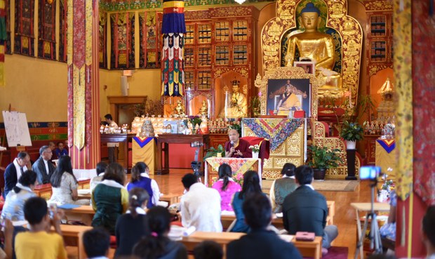 ཀརྨ་པ་མཆོག་གིས་བོད་རིགས་གཞོན་སྐྱེས་ཚོར་བཀའ་སློན་གནང་སྐབས། ༢༠༡༨།༨།༡༩ ཀརྨ་པ་མཆོག་གིས་བོད་རིགས་གཞོན་སྐྱེས་ཚོར་བཀའ་སློན་གནང་སྐབས། ༢༠༡༨།༨།༡༩