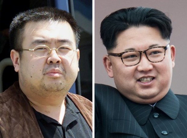 ལྐོག་བསད་བཏང་ཟིན་པའི་Kim Jong Nam་དང་ཁོང་གི་སྤུན་མཆེད་བྱང་ཀོ་རི་ཡའི་དབང་འཛིན་པ་Kim Jong Unགཉིས། 
