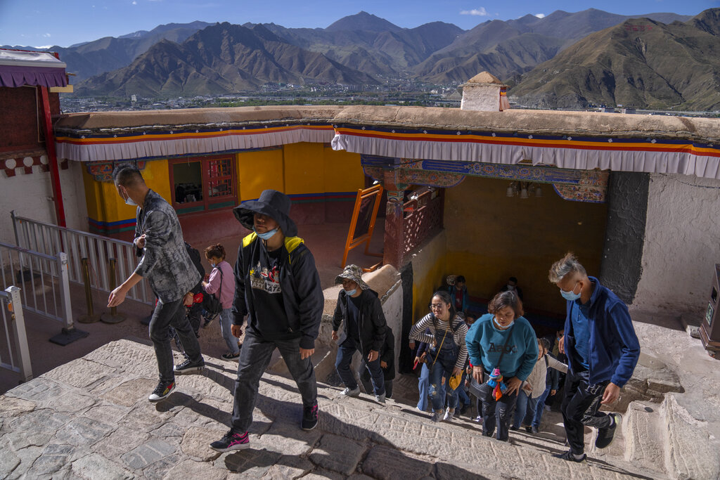 lhasa-potala.jpg