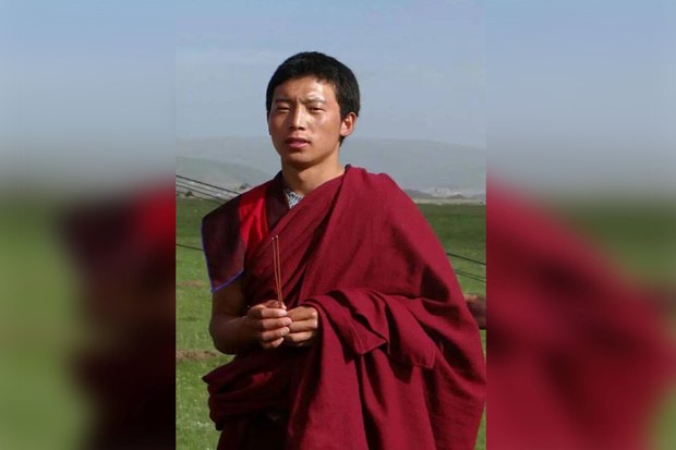 བློ་བཟང་བསོད་ནམས་ལགས་ཀྱི་ཉེ་པར།