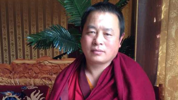 ཀིརྟི་དགོན་པའི་དགེ་འདུན་པ་བློ་བཟང་ཐབས་མཁས་ལགས་སུ་ལོ་གསུམ་གྱི་ཁྲིམས་ཐག་བཅད་ཡོད་འདུག