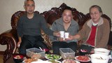 ནང་སོག་གི་སྲིད་དོན་བཙོན་པ་ཧ་རྡ་དང་ཁོང་གི་བུ། ཆུང་མ།