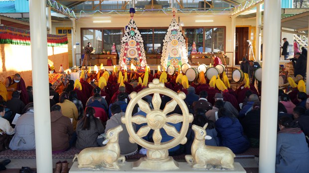 བཞུགས་སྒར་རྡ་སར་བོད་ཀྱི་གཞུང་འབྲེལ་ལོ་གསར་སྲུང་བརྩི་ཞུས་པ།