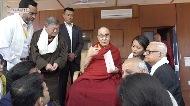 ༧གོང་ས་མཆོག་གིས་བོད་ཀྱི་སྨན་རྩིས་ཁང་གི་ལུས་སེམས་སྲོག་གི་བགྲོ་གླེང་ཚོགས་ཆེན་གྱི་ཚོགས་བཅར་བ་ཁག་ཅིག་དང་མཇལ་མོལ་སྐབས། ༢༠༡༩།༡༠།༨ ༧གོང་ས་མཆོག་གིས་བོད་ཀྱི་སྨན་རྩིས་ཁང་གི་ལུས་སེམས་སྲོག་གི་བགྲོ་གླེང་ཚོགས་ཆེན་གྱི་ཚོགས་བཅར་བ་ཁག་ཅིག་དང་མཇལ་མོལ་སྐབས། ༢༠༡༩།༡༠།༨