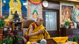 རང་གཞན་གཉིས་ཀྱི་དོན་བསྒྲུབ་པར་བྱང་ཆུབ་སེམས་ཉམས་ལེན་བྱས་བ་ལས་ལྷག་པ་མེད། ༧གོང་ས་མཆོག་གིས།